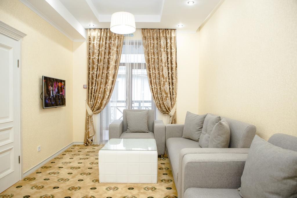 Luxury House Hotel Shymkent Luaran gambar