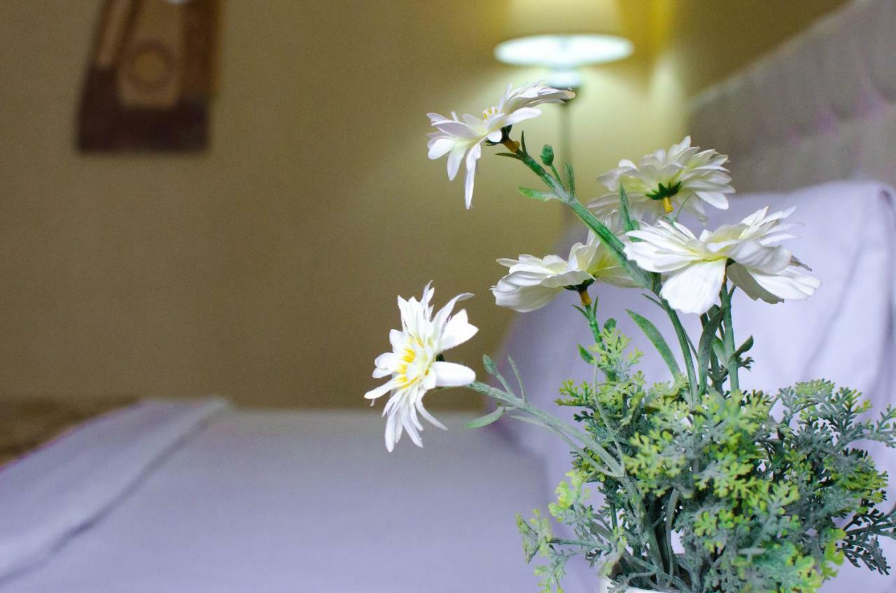 Luxury House Hotel Shymkent Luaran gambar