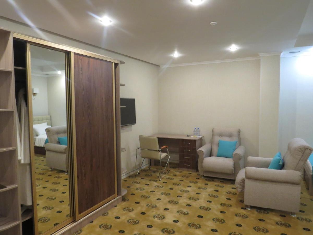 Luxury House Hotel Shymkent Luaran gambar